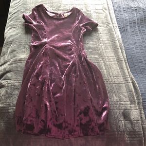 Girls velvet dress size M